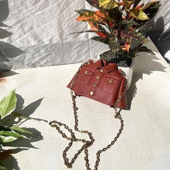 👜 Unique Jacket Shape Cute Sling Bag – Trendy, Stylish & Everyday Essential