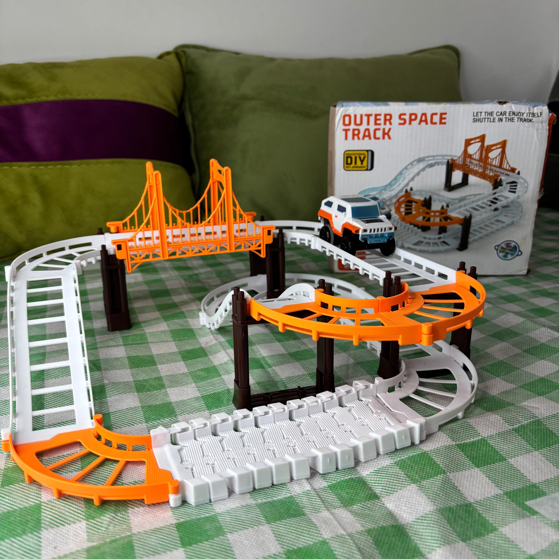 Astronaut Spaceship Track Set