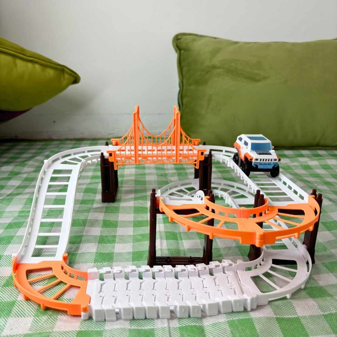 Astronaut Spaceship Track Set