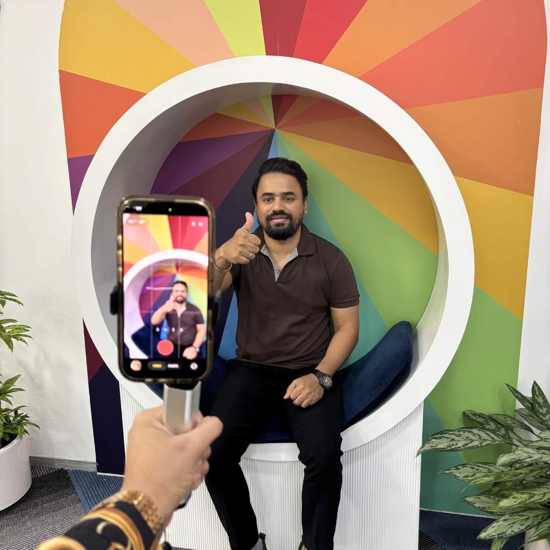 Portable 360-Degree Rotating Phone Holder